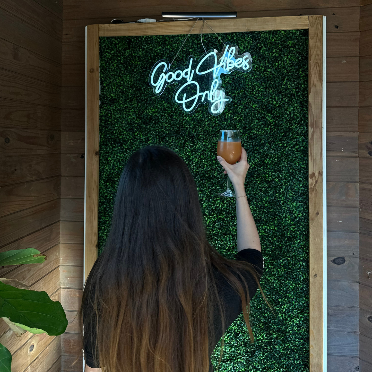 Good Vibes Only Neon Sign